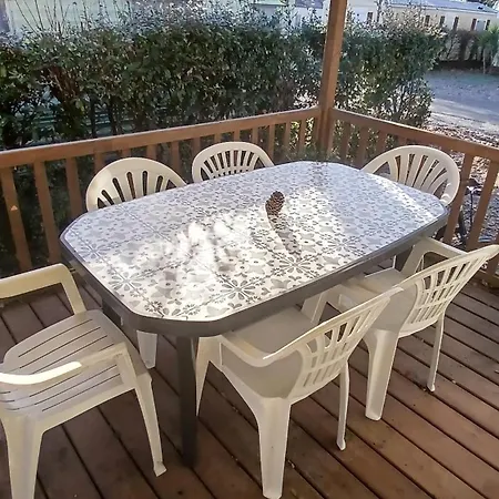 Mobil-home Confort 2 à Camping *