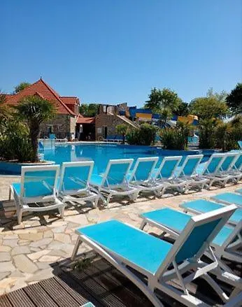 Mobil-home Confort 2 à Camping *